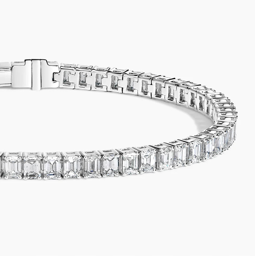 Emerald Cut Moissanite Tennis Bracelet (9 ct. tw.)